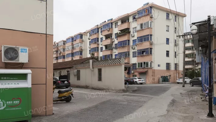 重磅！韋伯電梯助力乍浦鎮(zhèn)南大街社區(qū)首臺既有住宅加裝電梯項目!